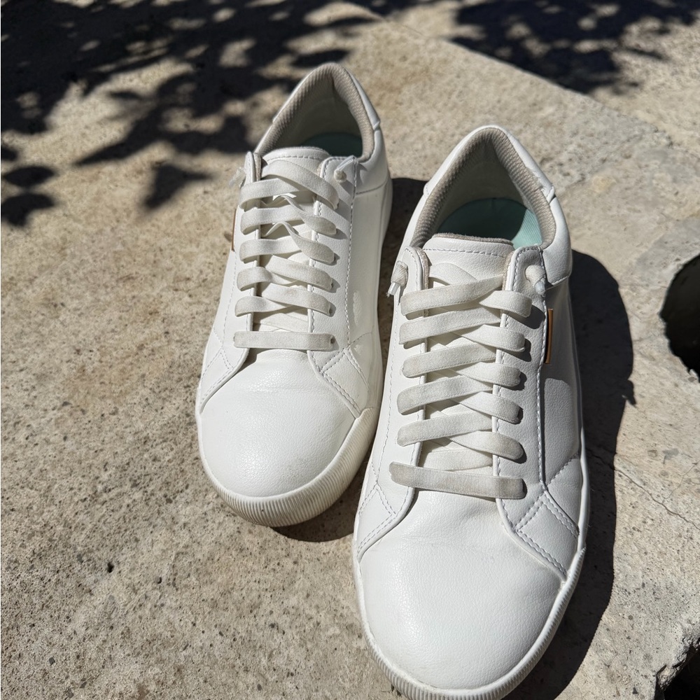 Dr. Scholl’s Women’s Time Off Shoes - Picture 2 of 3